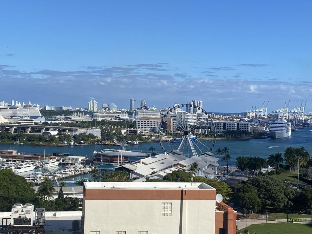 Love It-Here- Downtown Miami公寓 外观 照片